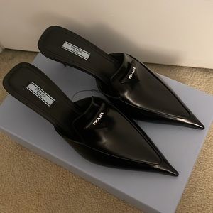 BRAND NEW  Prada kitten heel mule